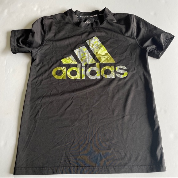 Adidas tee - Picture 1 of 3